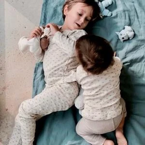 Poudre Organickids Unisex Poudre Organic Arbousier Pyjama Set - Honey Print - Image 5