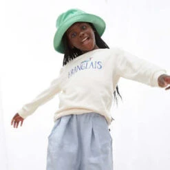 OeufKids Oeuf Child Bucket With Embroidered Franglais Print Hat - Absinthe Green