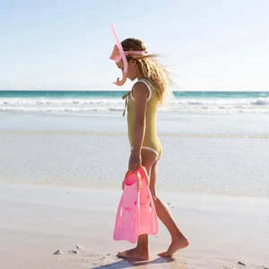 SunnylifeKids Sunnylife Medium Child Dive Set - Strawberry - Image 4